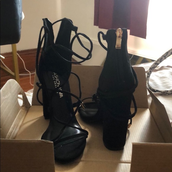 FashionNova Heels - Picture 6 of 6